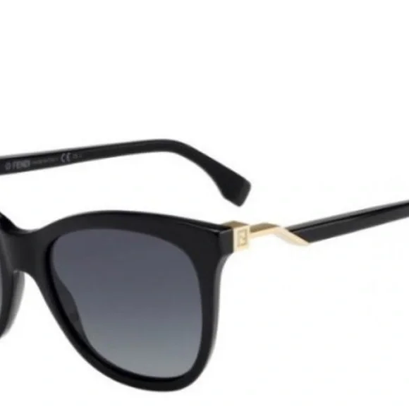 Fendi | Accessories | Fendi Sunglasses Euc | Poshmark